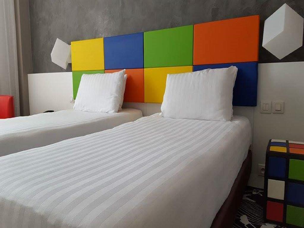 לה לובייר Hotel Tristar מראה חיצוני תמונה