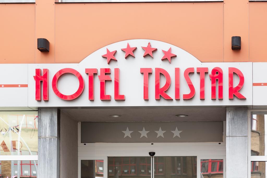 לה לובייר Hotel Tristar מראה חיצוני תמונה
