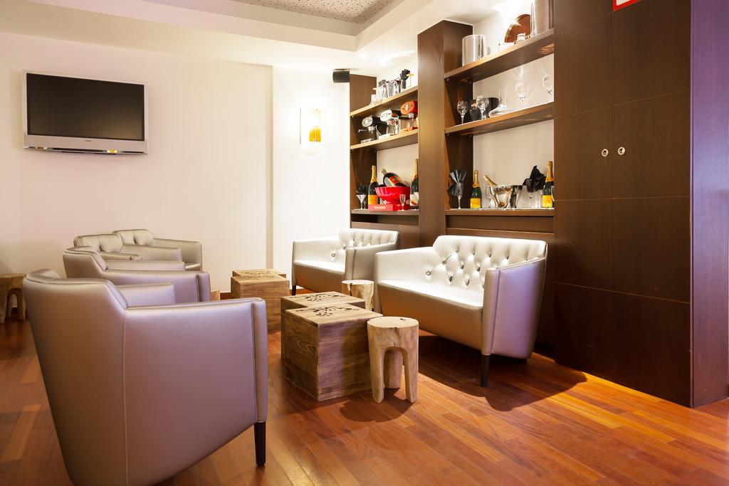 לה לובייר Hotel Tristar מראה חיצוני תמונה