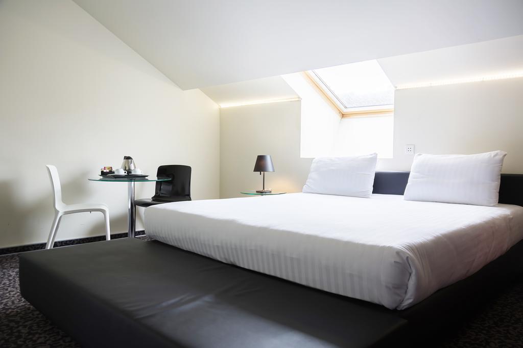 לה לובייר Hotel Tristar מראה חיצוני תמונה