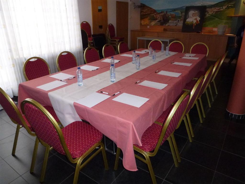 לה לובייר Hotel Tristar מראה חיצוני תמונה
